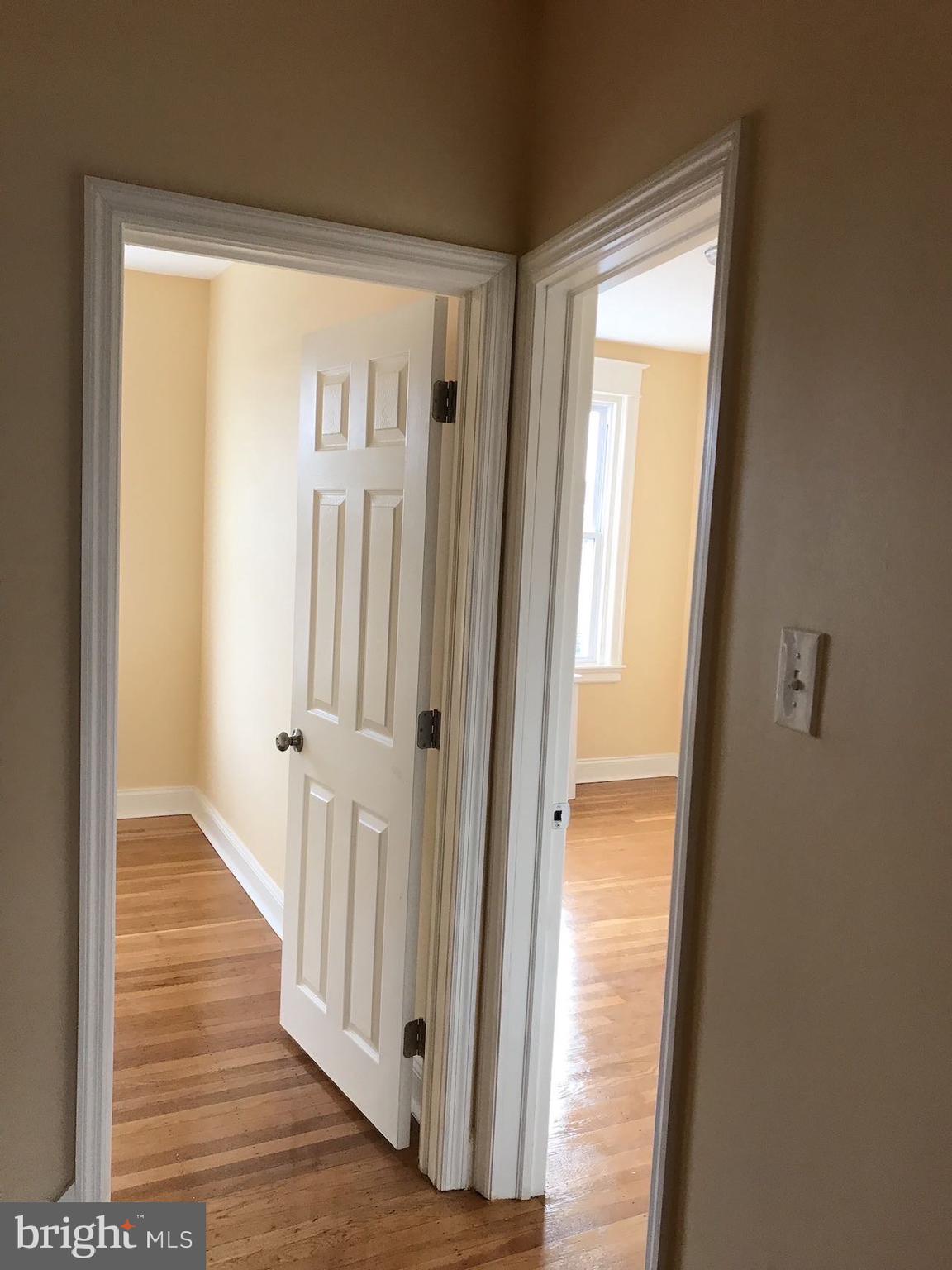 OXFORD CIRCLE - Residential