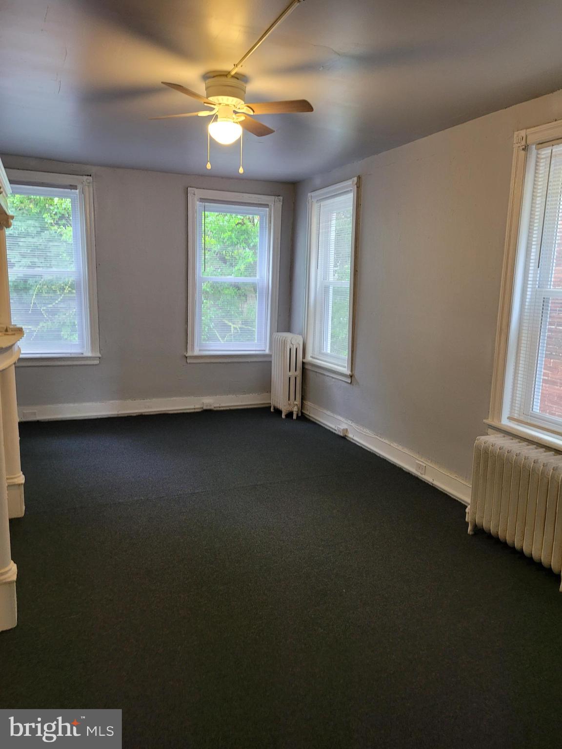 LOGAN - Residential
