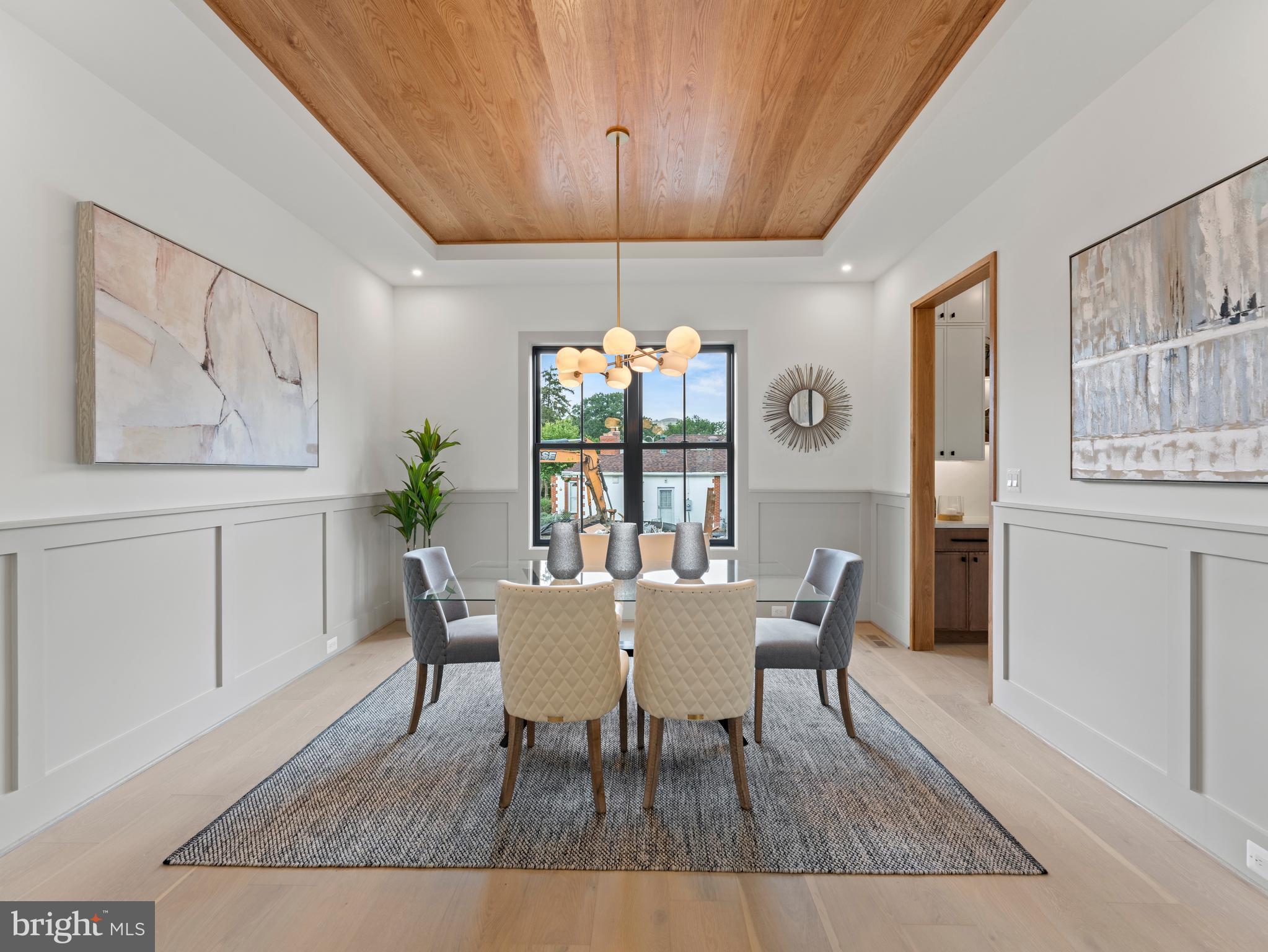 VIENNA WOODS - Residential
