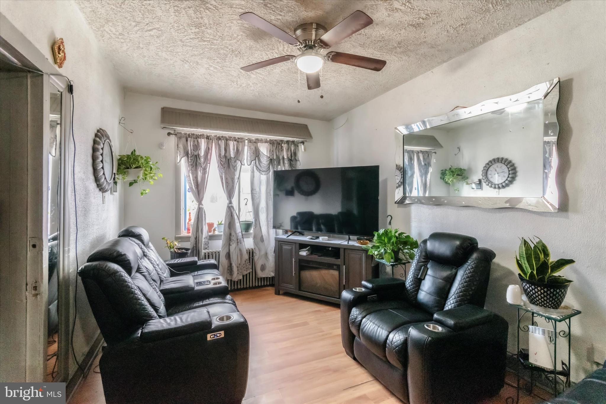 HUNTING PARK - Residential
