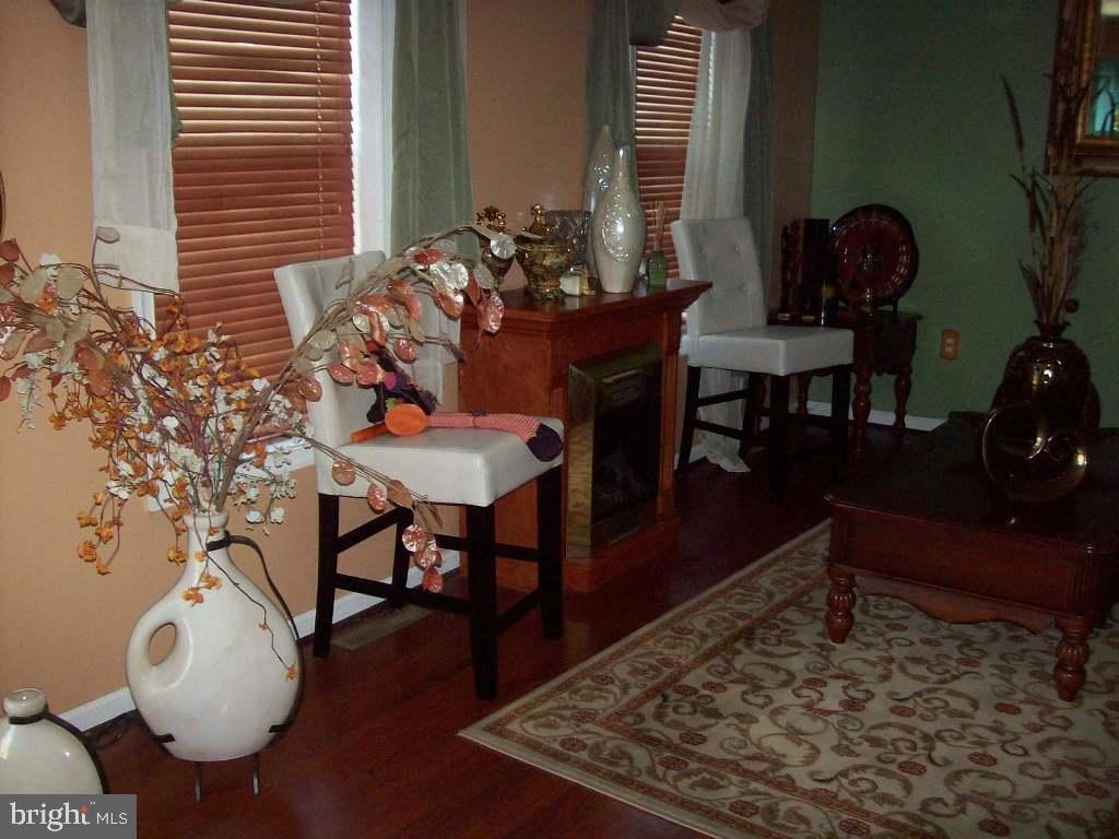 STERLING PLACE - Residential