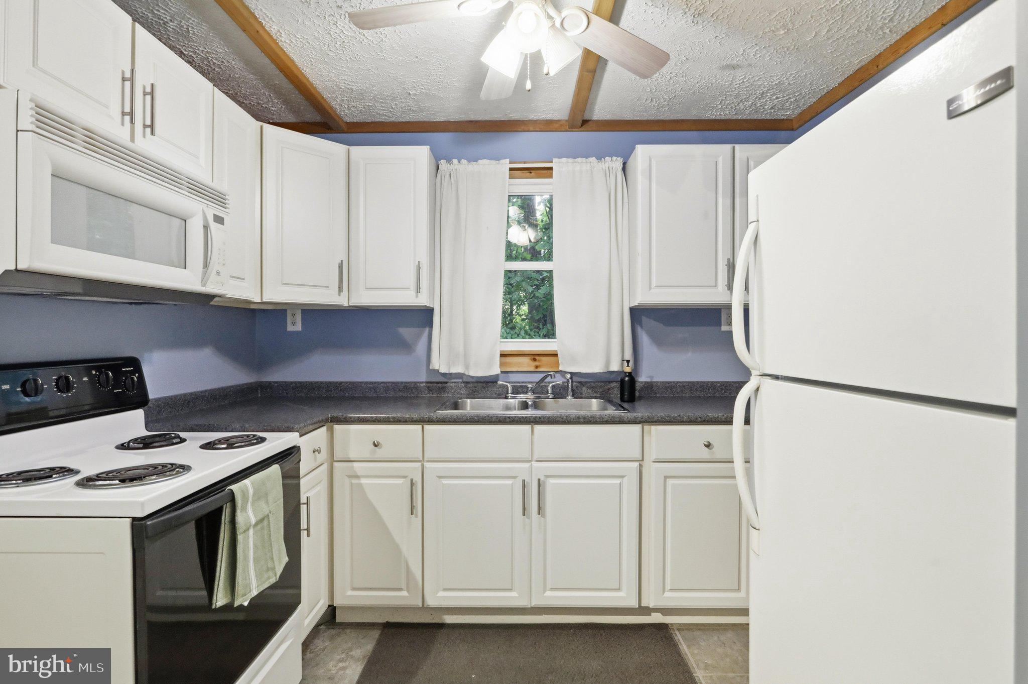CACAPON RIVER MEADOWS - Residential