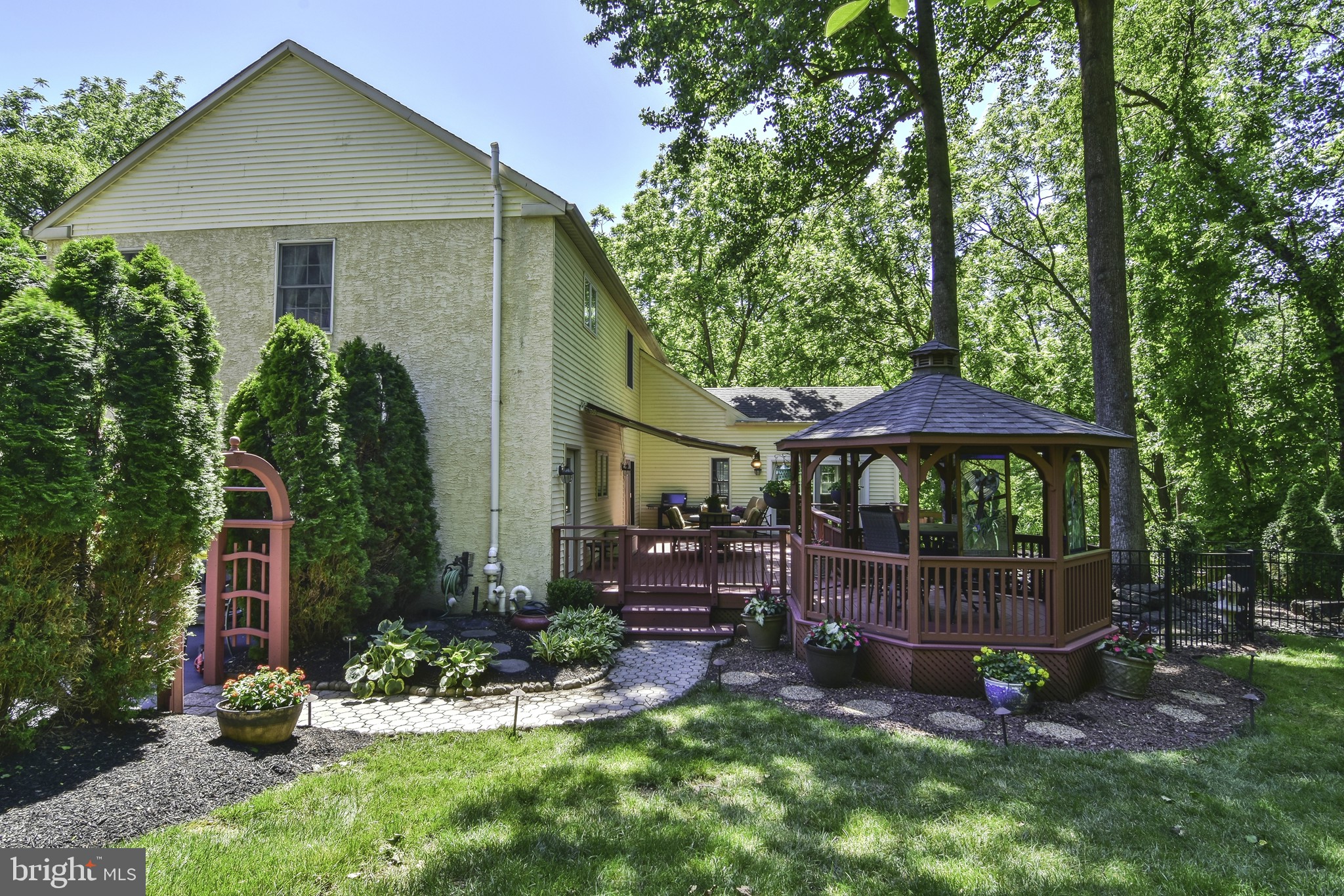 TAYLORS MILL - Residential