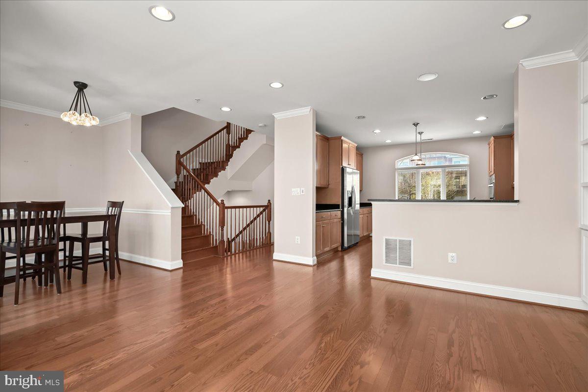 PIER HOMES AT HARBORVIEW - Residential Lease