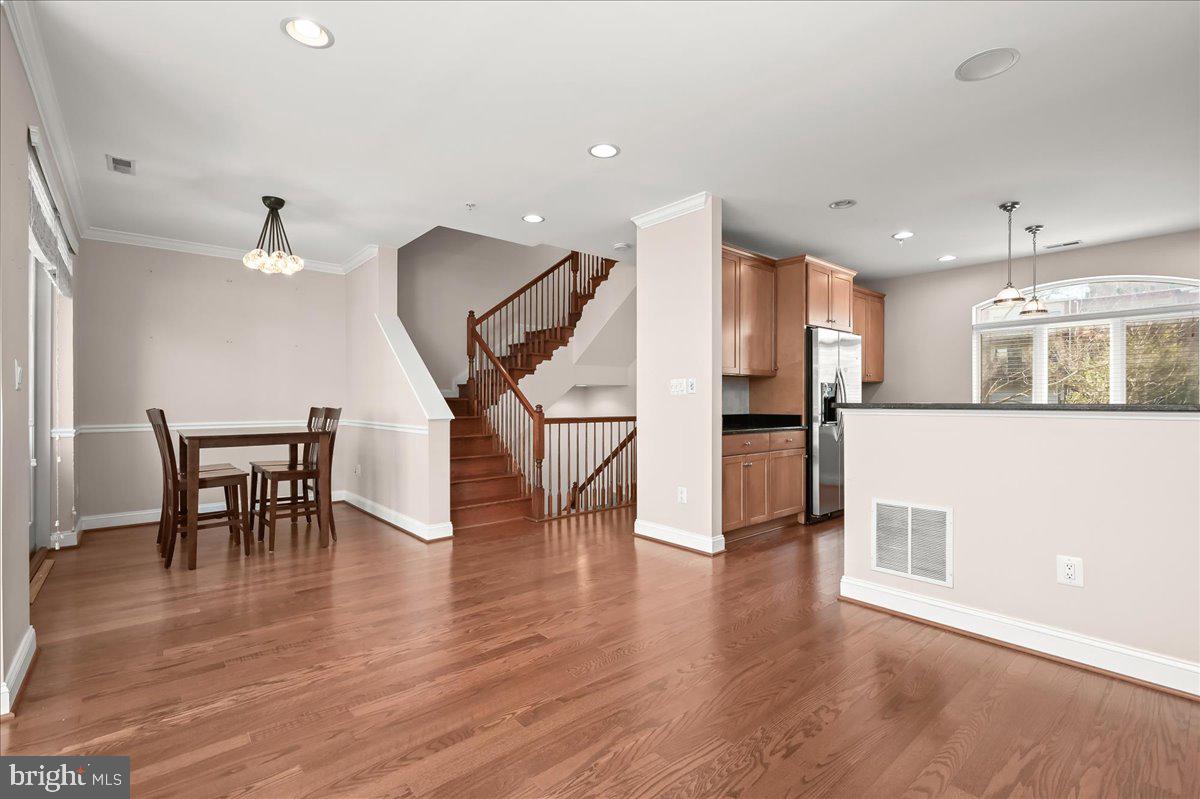 PIER HOMES AT HARBORVIEW - Residential Lease