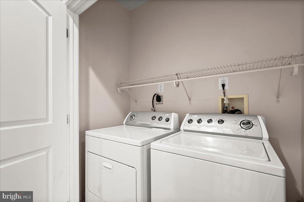 PIER HOMES AT HARBORVIEW - Residential Lease