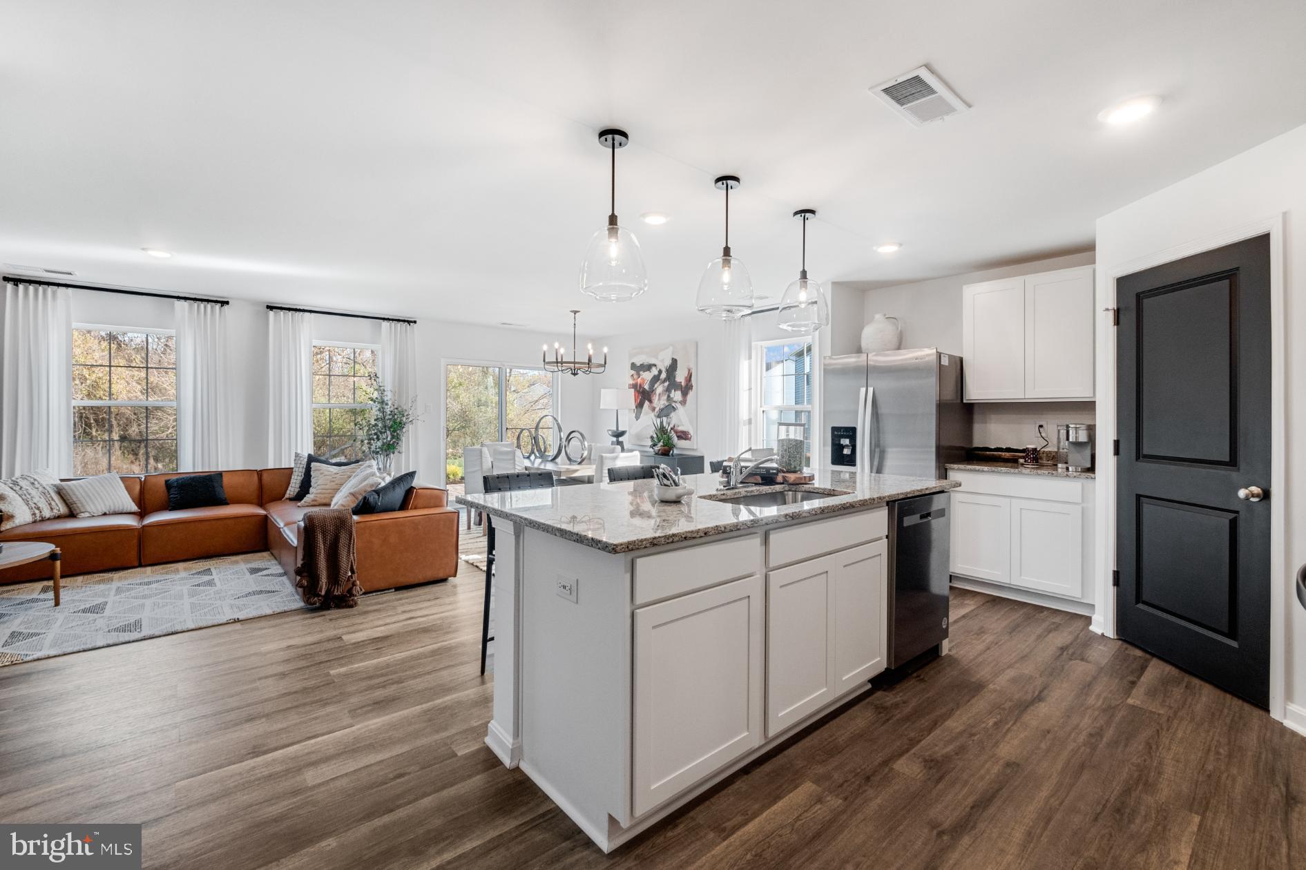 RED HILL - Residential