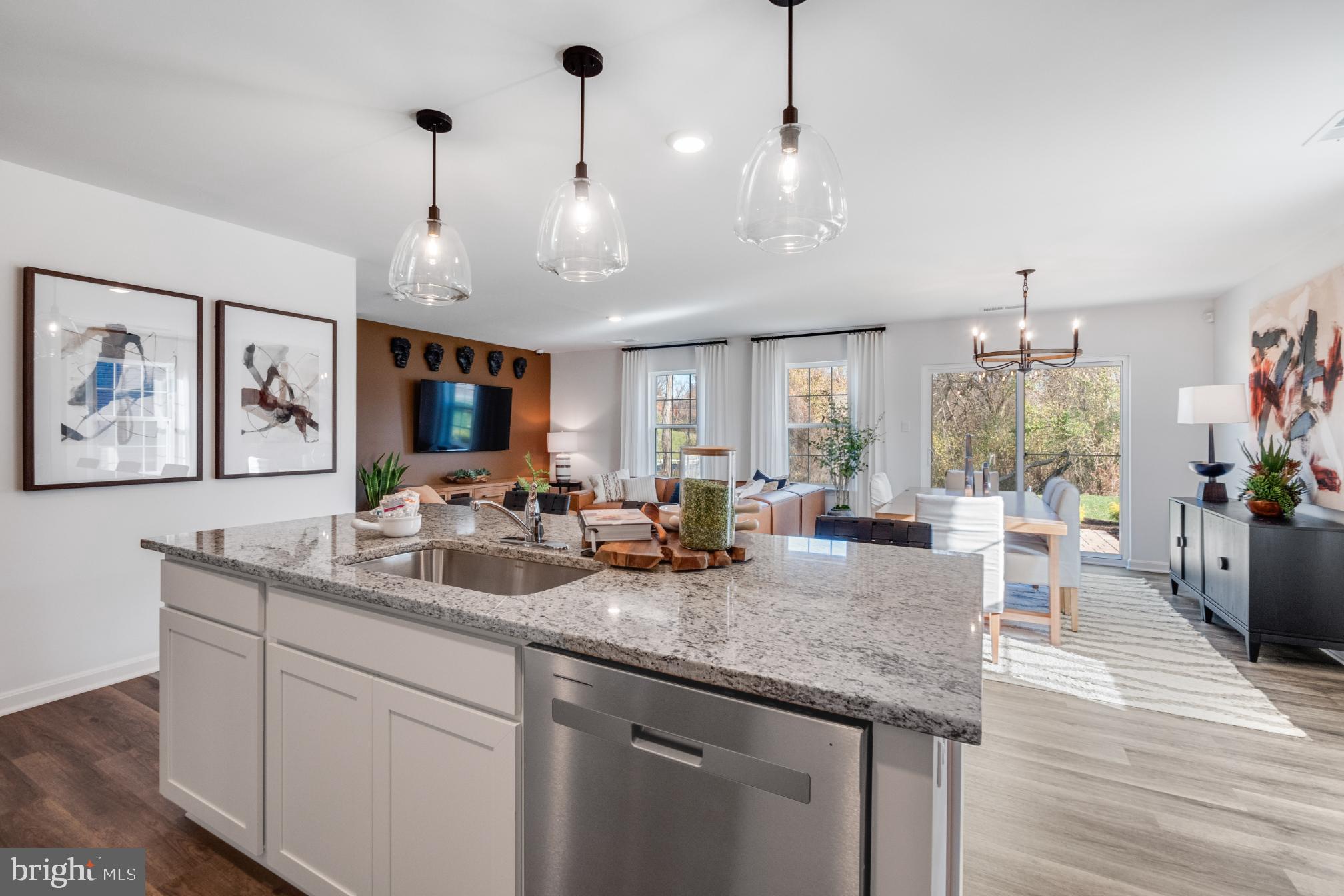 RED HILL - Residential