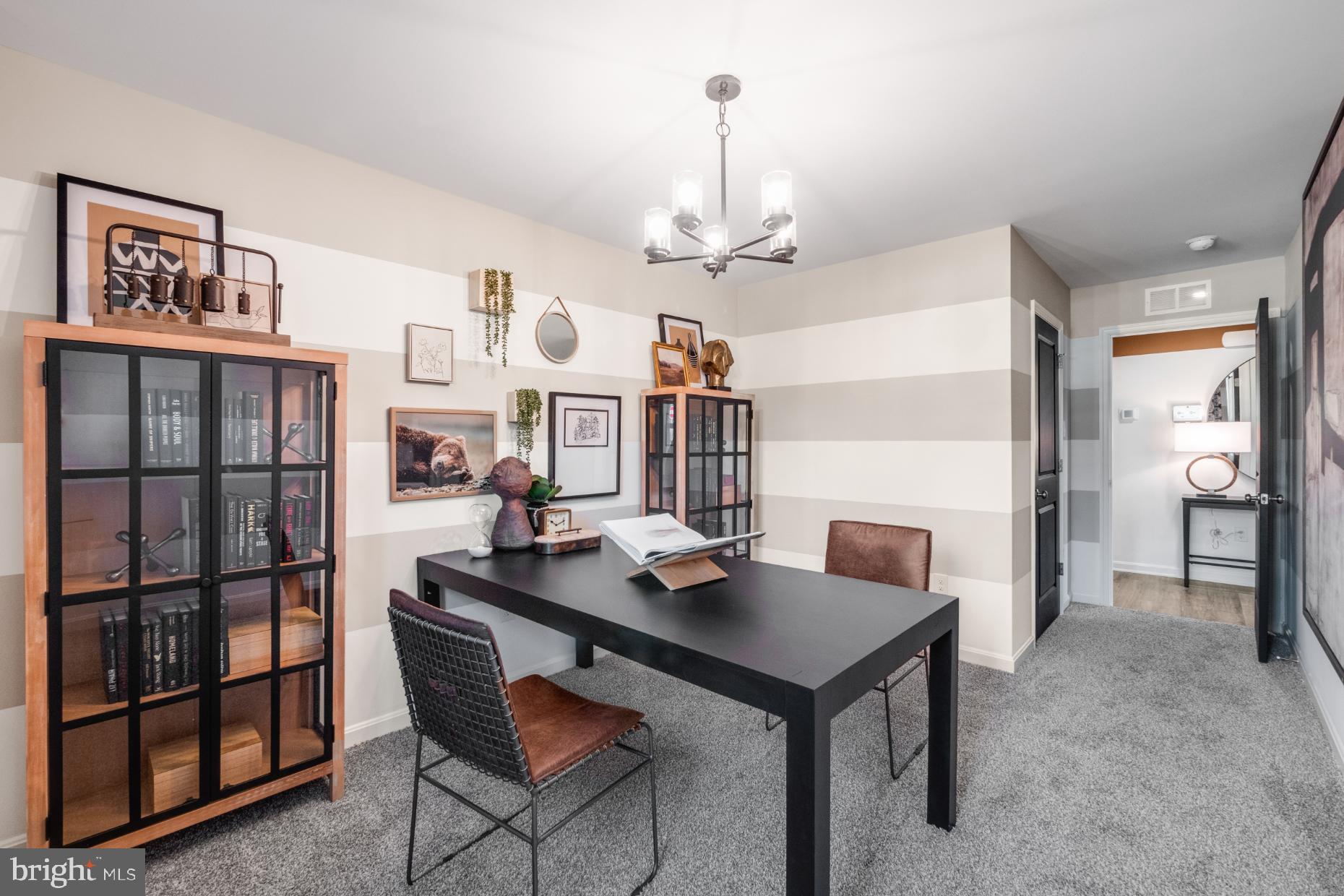 RED HILL - Residential