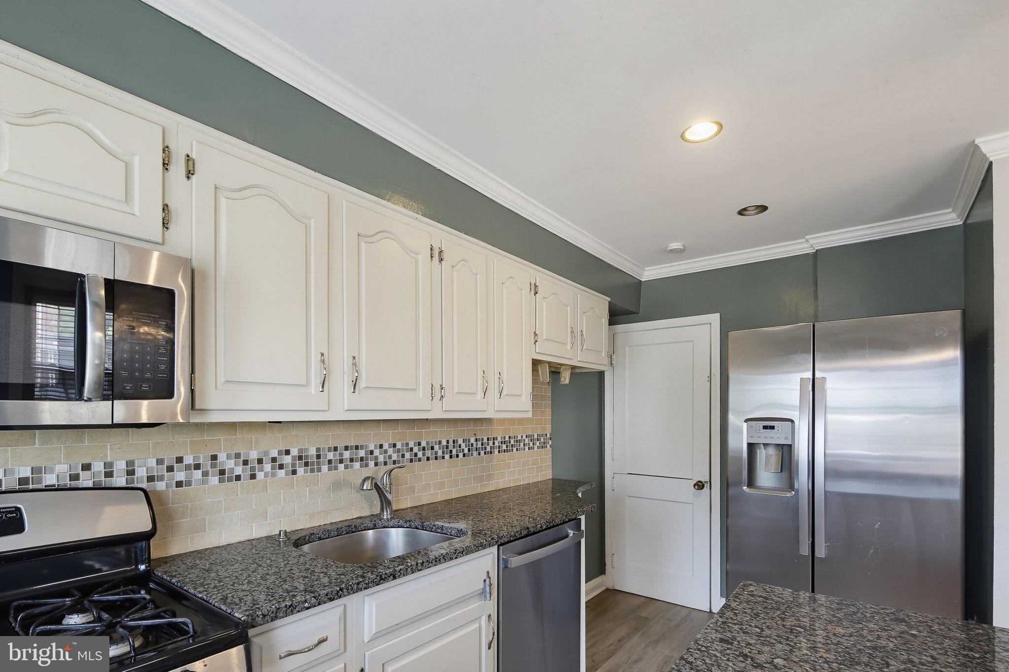 RIDGELEIGH - Residential