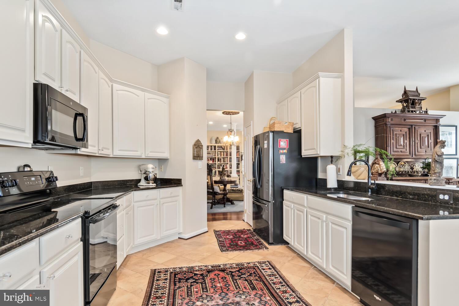 SYMPHONY VILLAGE AT CENTREVILLE - Residential