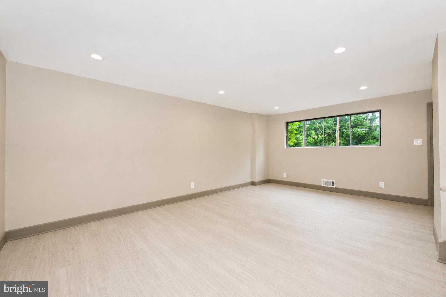 BERRYSBURG BOROUGH - Residential