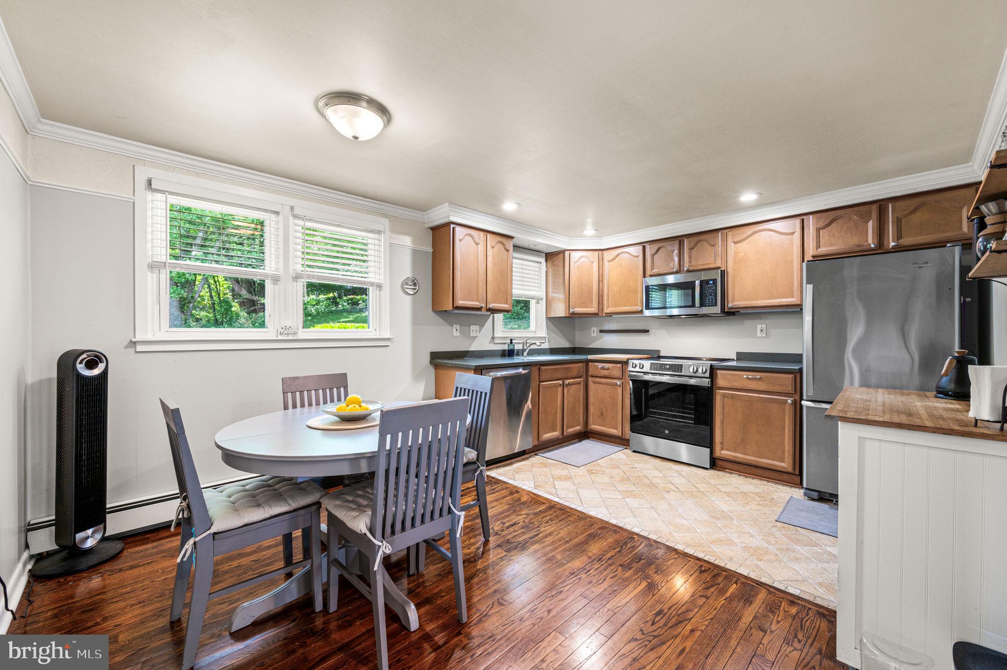 SUNSET GROVE - Residential