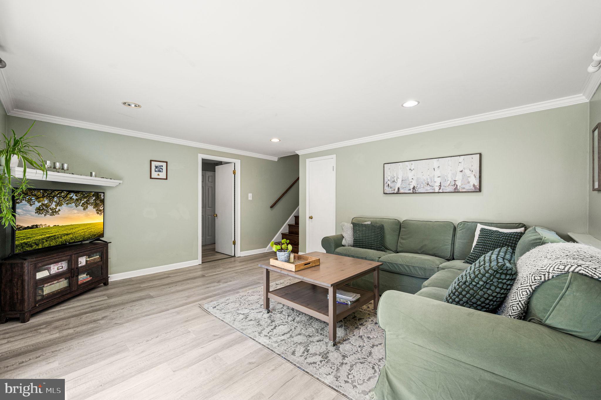 SUNSET GROVE - Residential