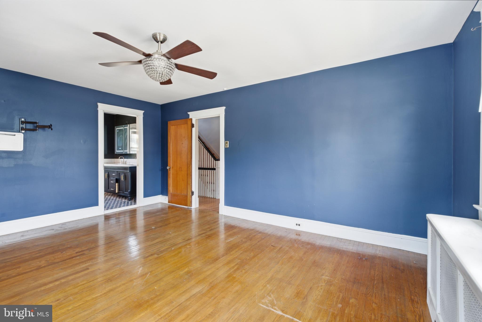 ARONIMINK ESTATES - Residential
