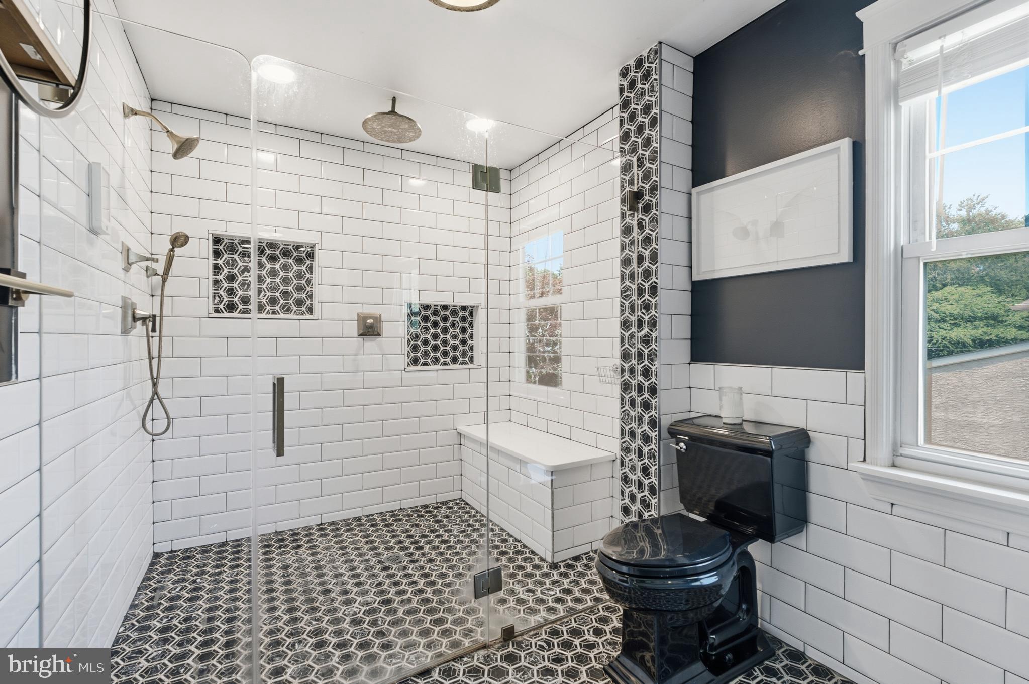 ARONIMINK ESTATES - Residential
