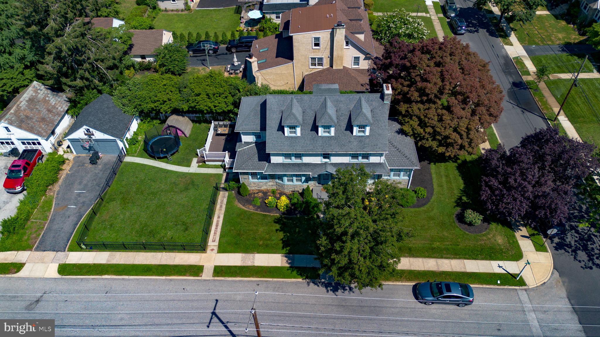 ARONIMINK ESTATES - Residential