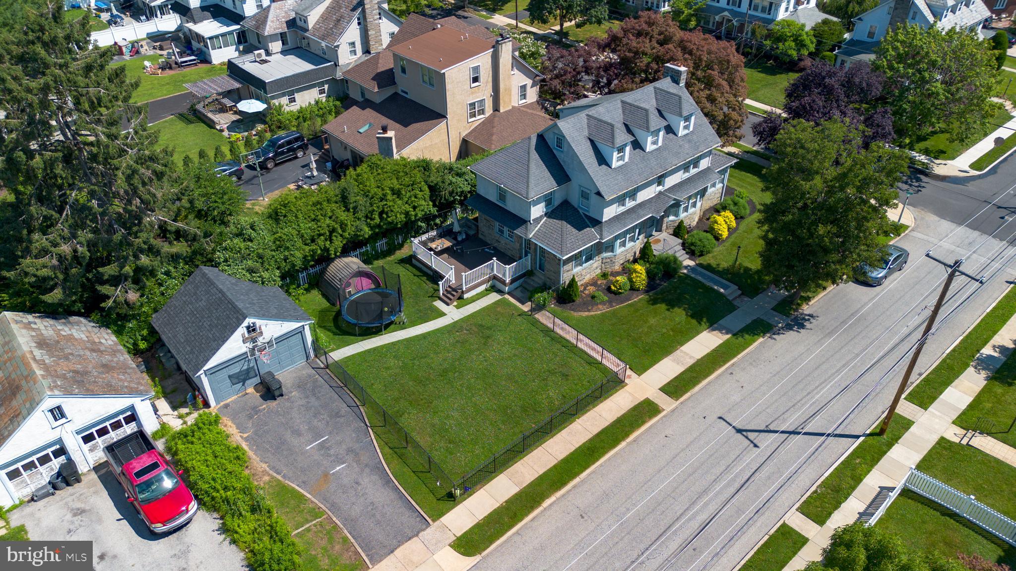 ARONIMINK ESTATES - Residential
