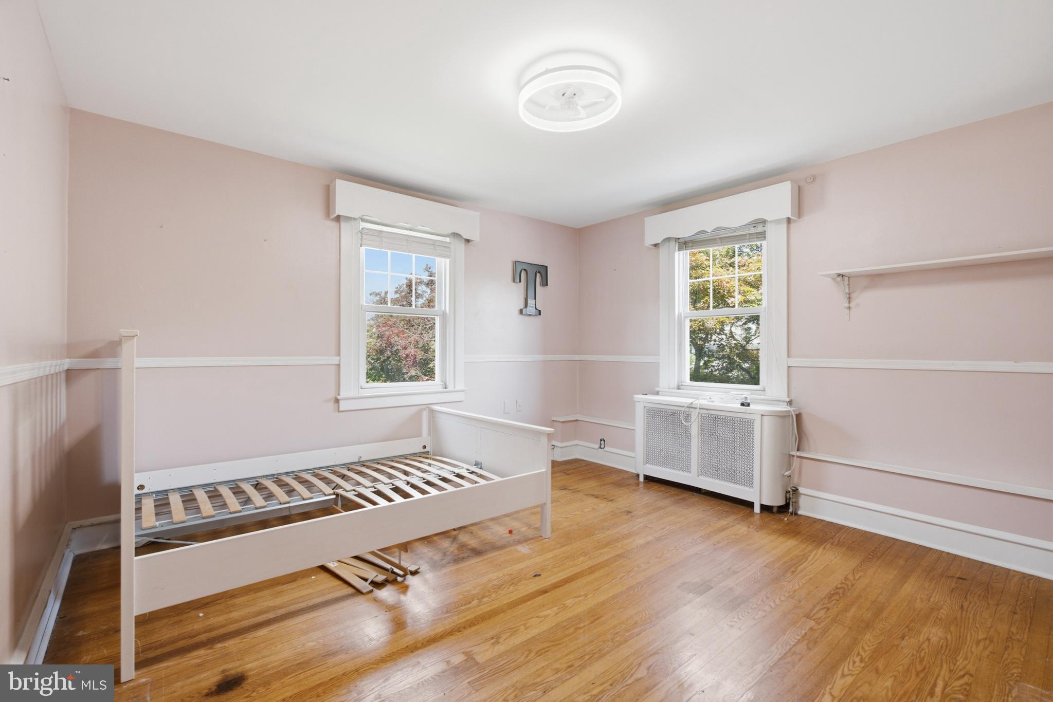 ARONIMINK ESTATES - Residential