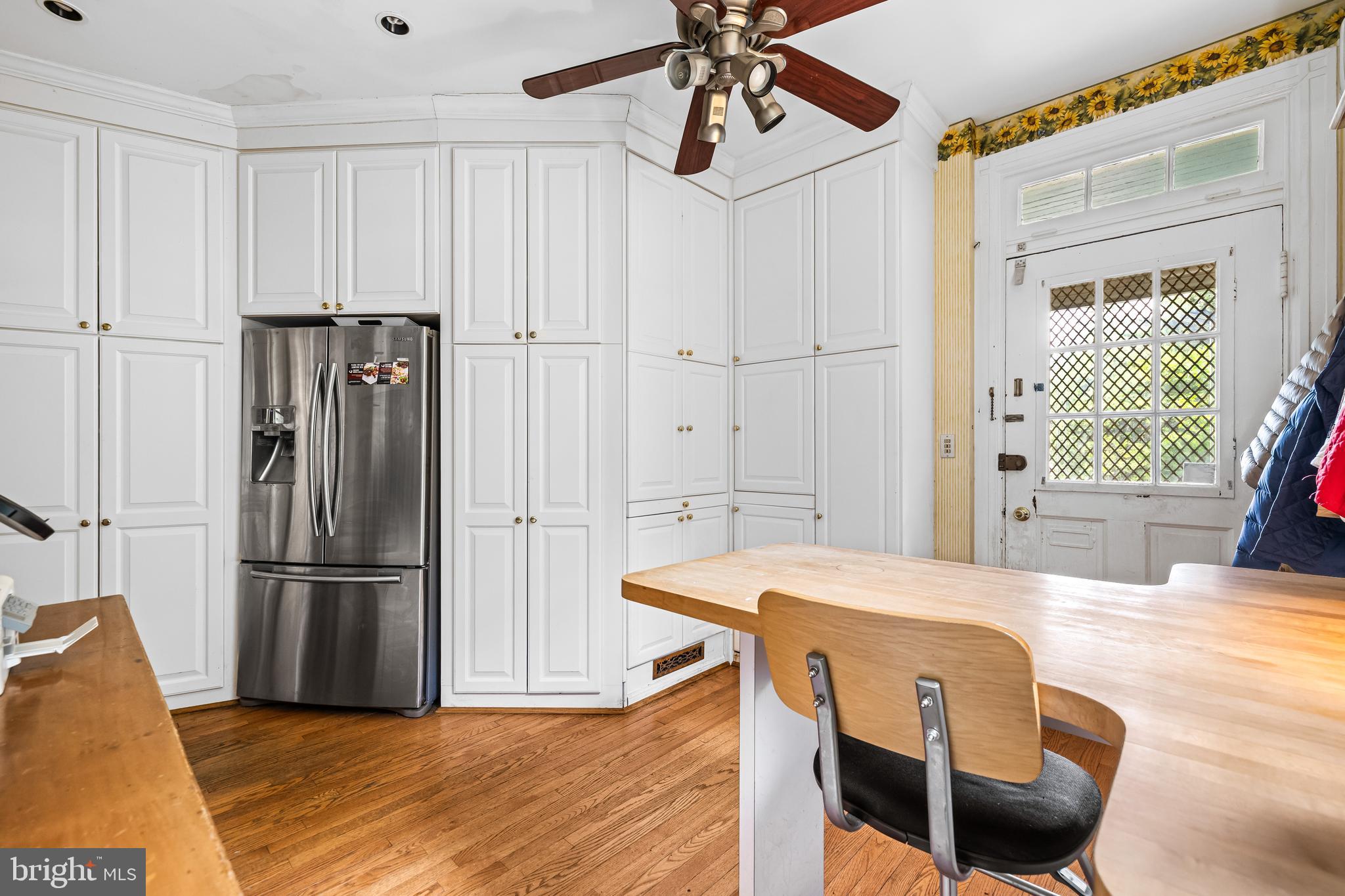 NORTH ROLAND PARK - Residential