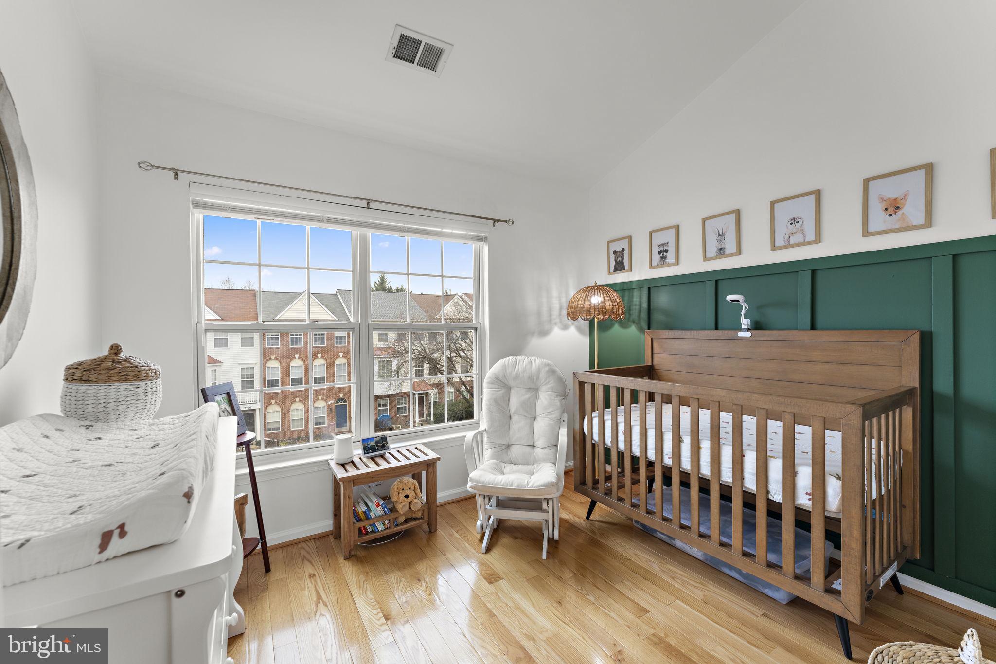 ISLAND CREEK - Residential
