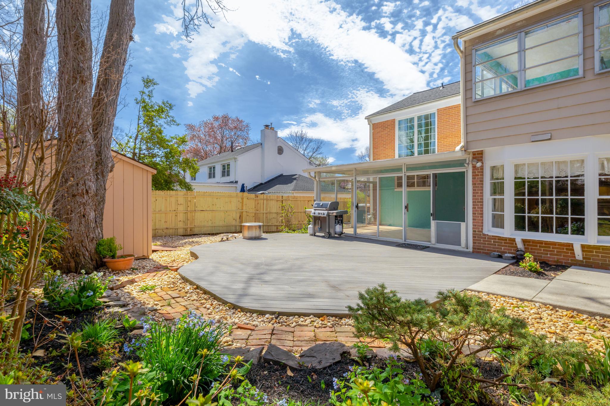 SOUTHRIDGE - Residential