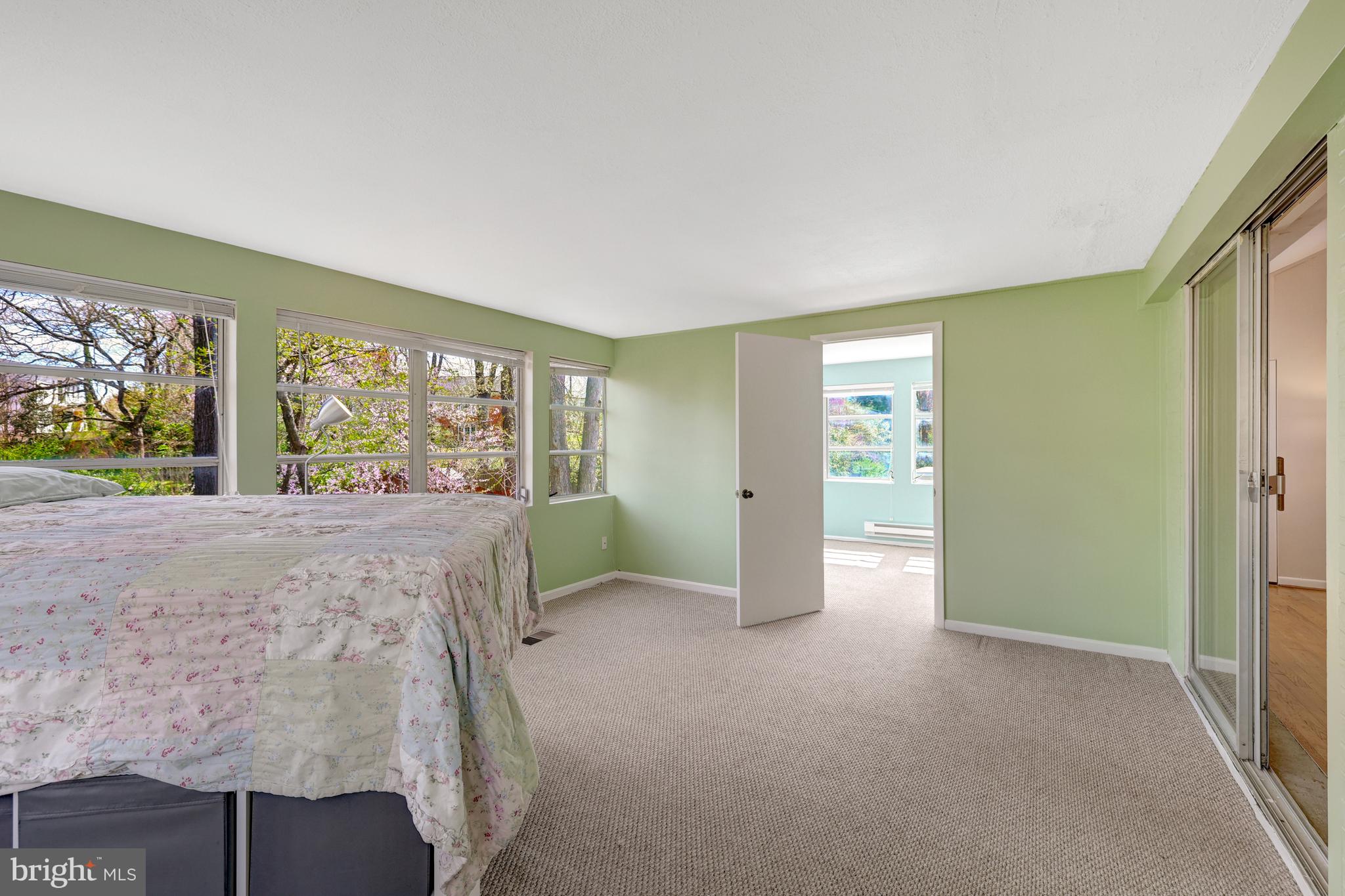 SOUTHRIDGE - Residential