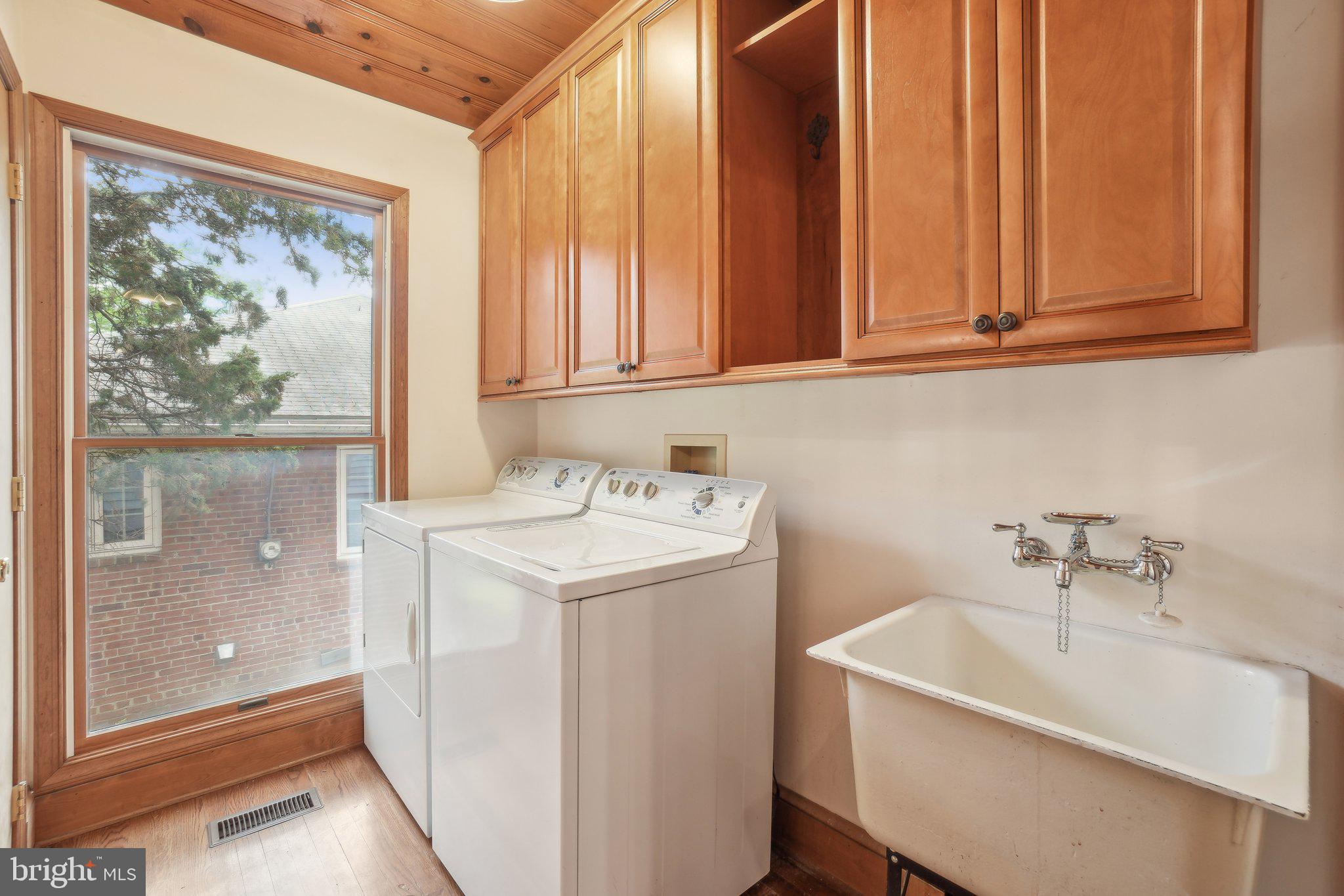GLENCARLYN - Residential