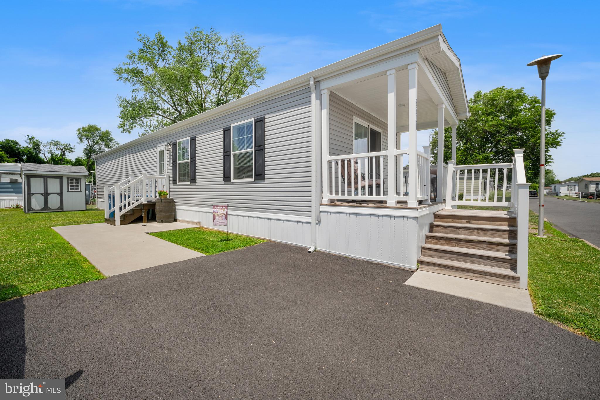 PENNWOOD CROSSING - Residential