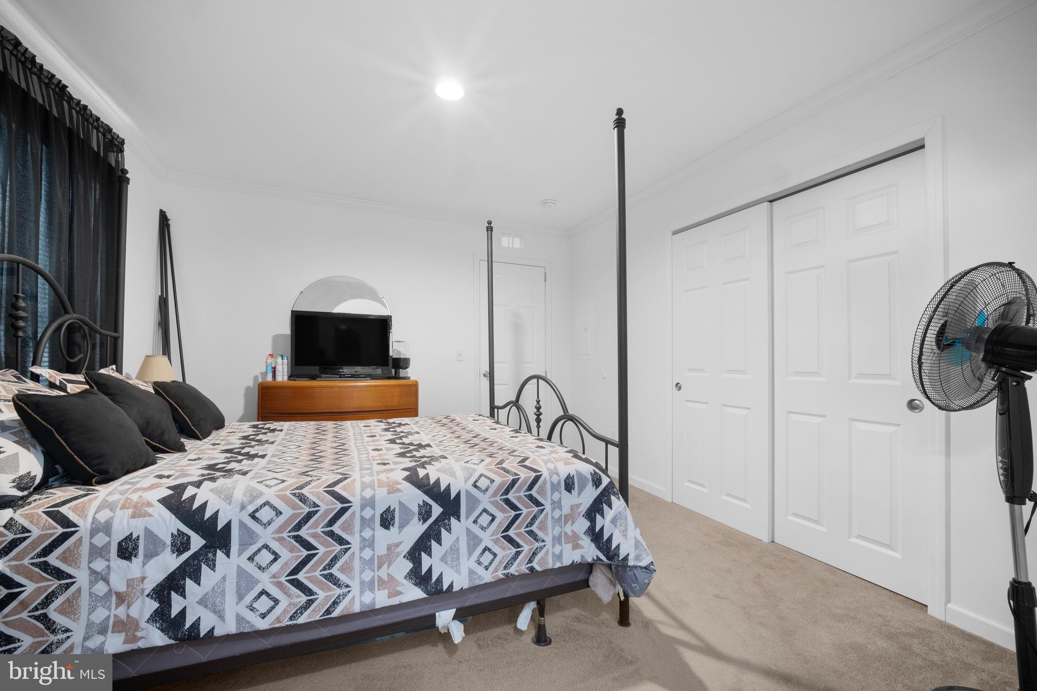 PENNWOOD CROSSING - Residential