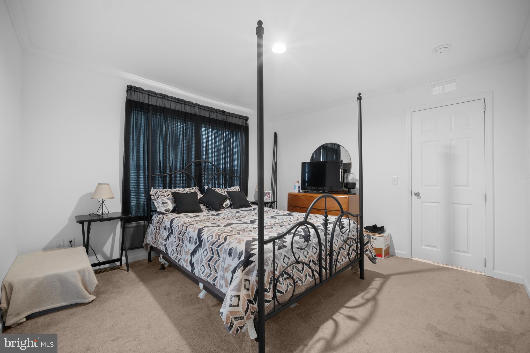 PENNWOOD CROSSING - Residential