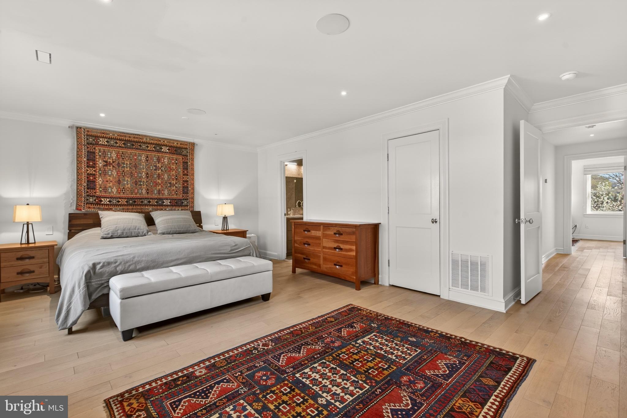 GEORGETOWN - Residential