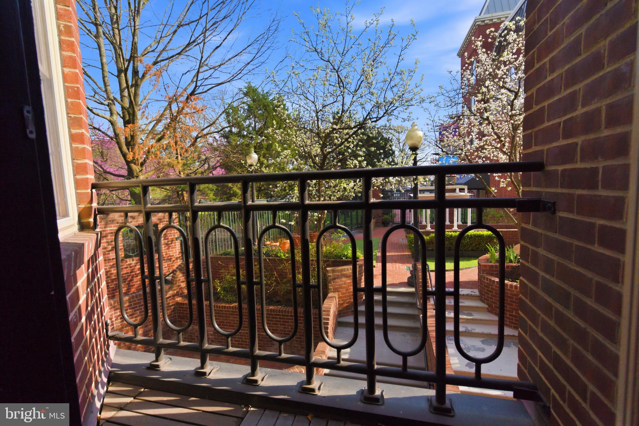 GEORGETOWN - Residential