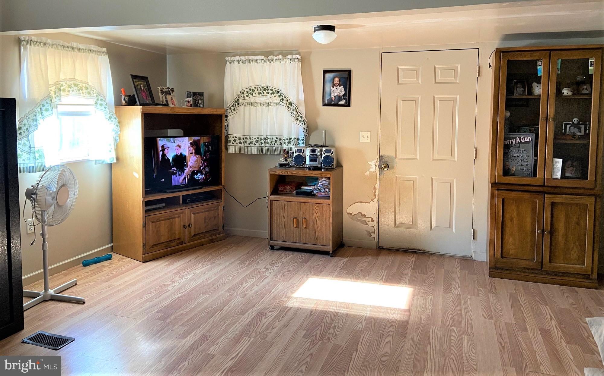 SOUTH MOUNTAIN - Residential