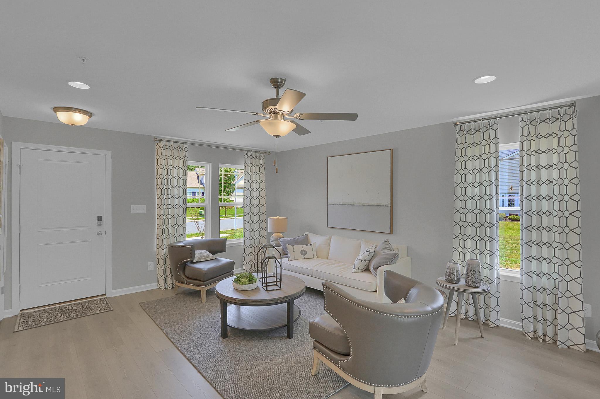 MONTGOMERY OAKS - Residential