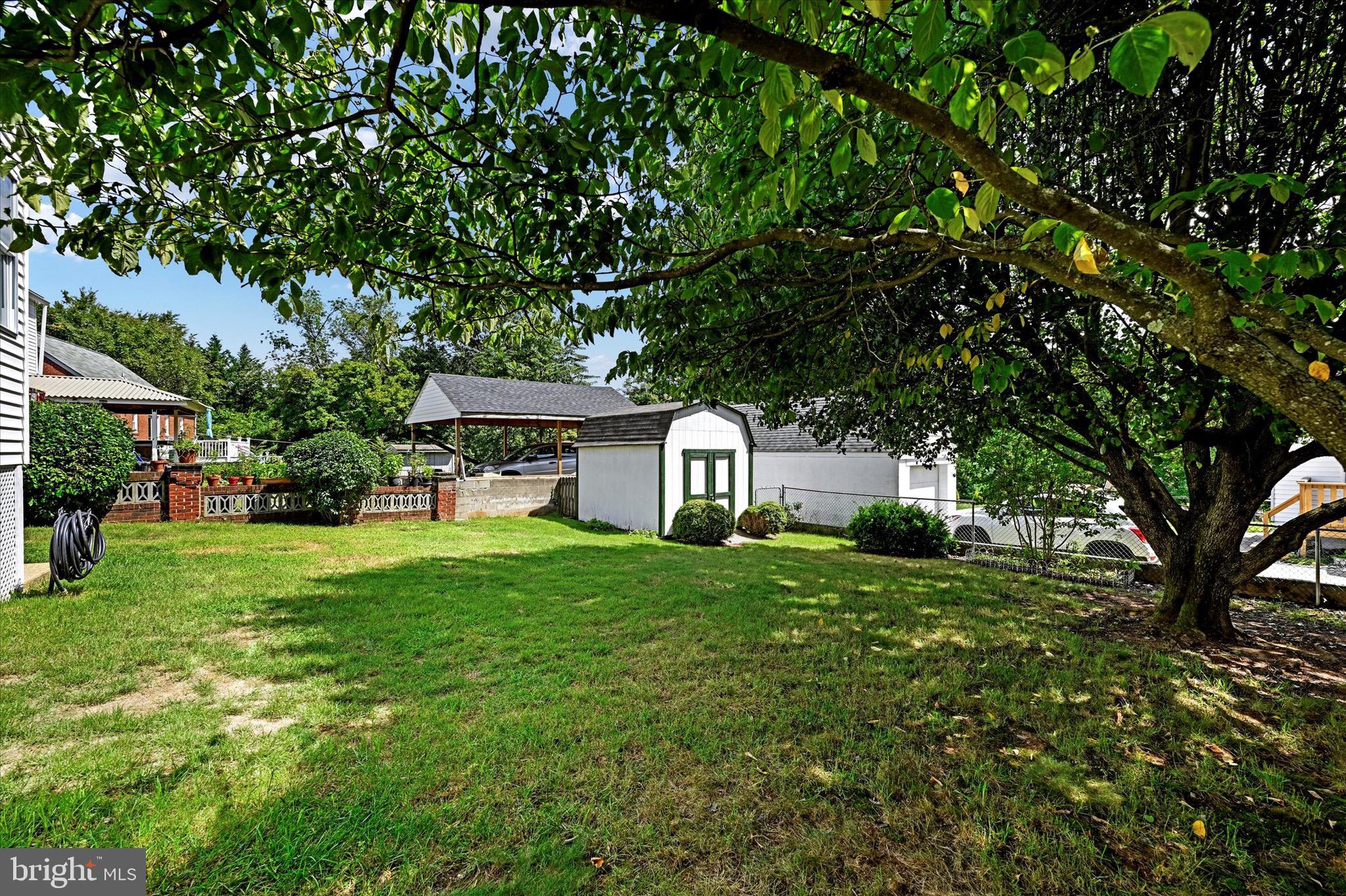 ESSEX - Residential