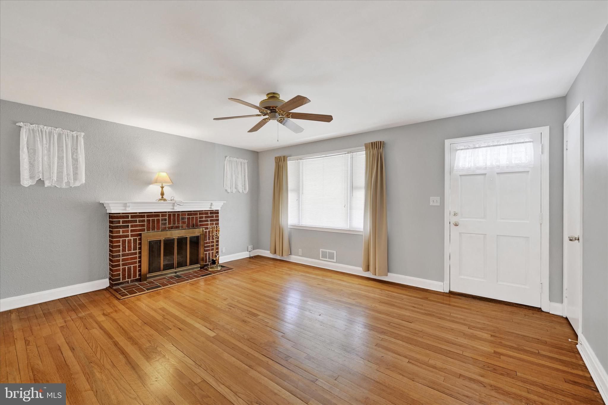 ESSEX - Residential