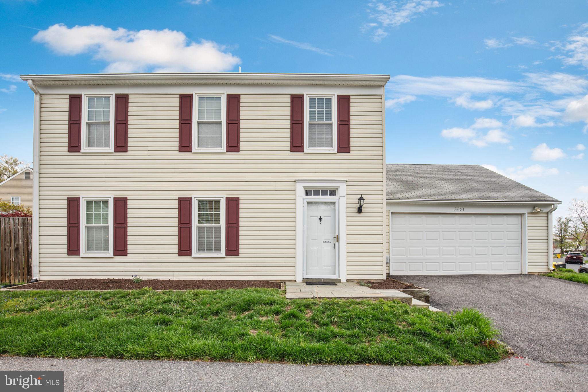 CROFTON VILLAGE - Residential