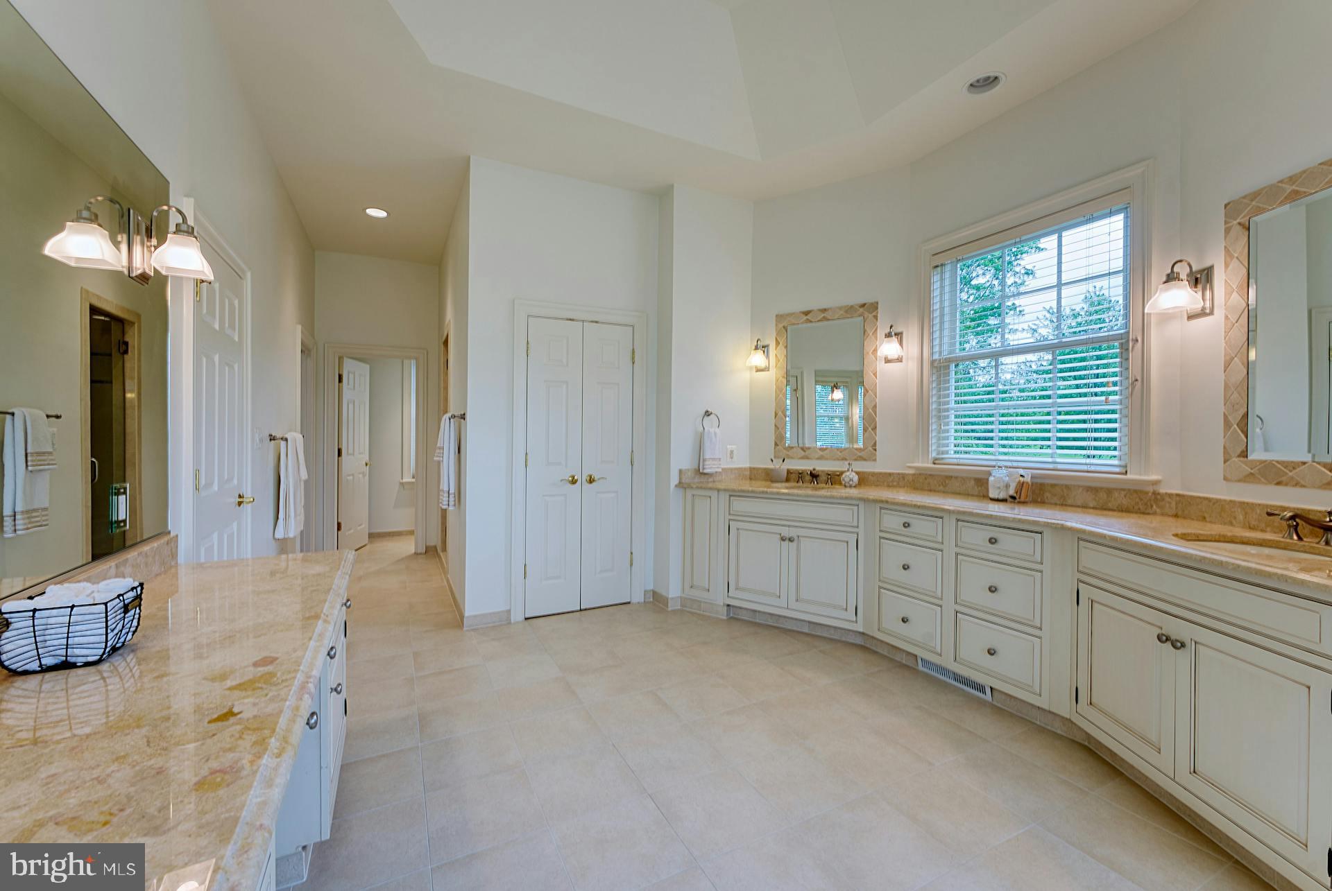 BEACON HILL - Residential