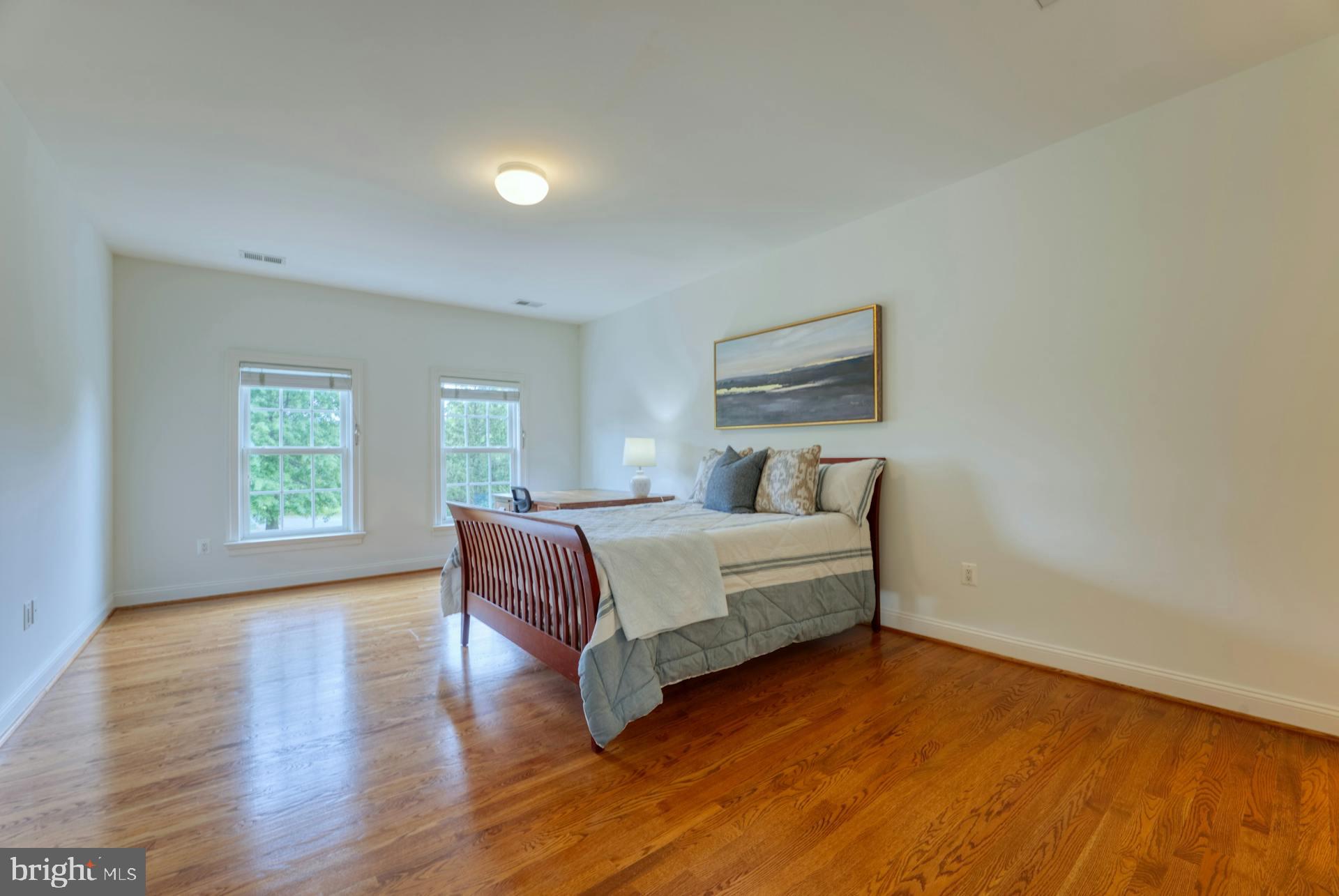 BEACON HILL - Residential