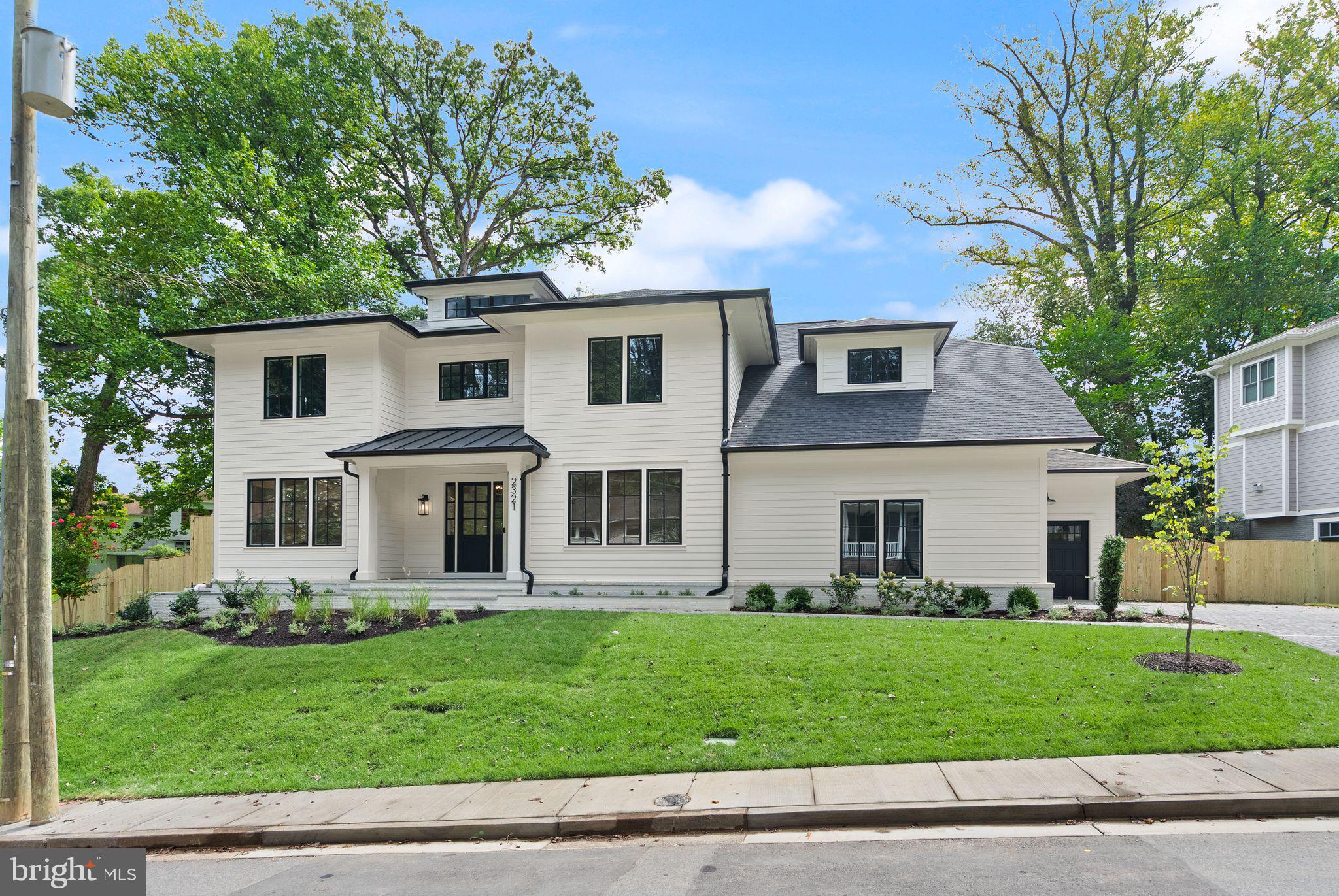 LEE HEIGHTS - Residential