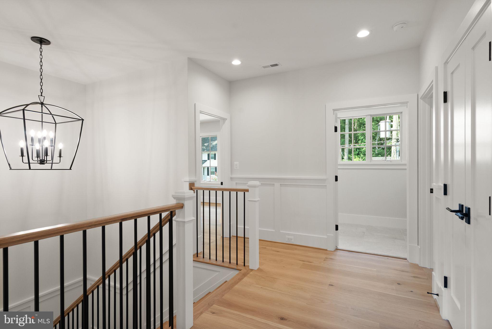 LEE HEIGHTS - Residential