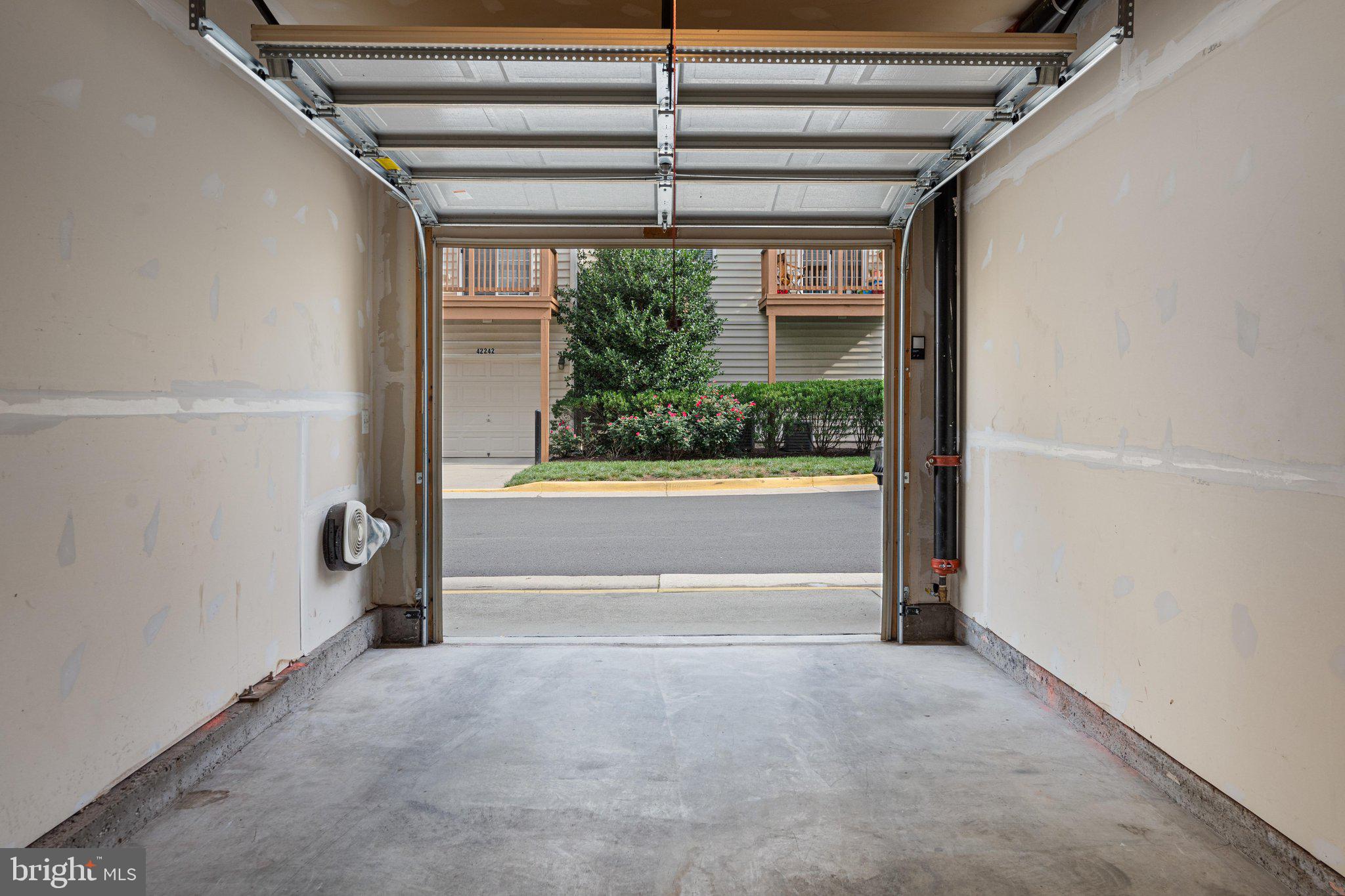 MERCER PARK CONDOMINIUM - Residential