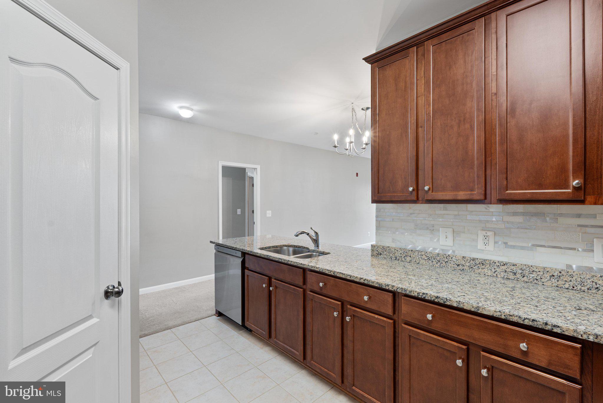 MERCER PARK CONDOMINIUM - Residential