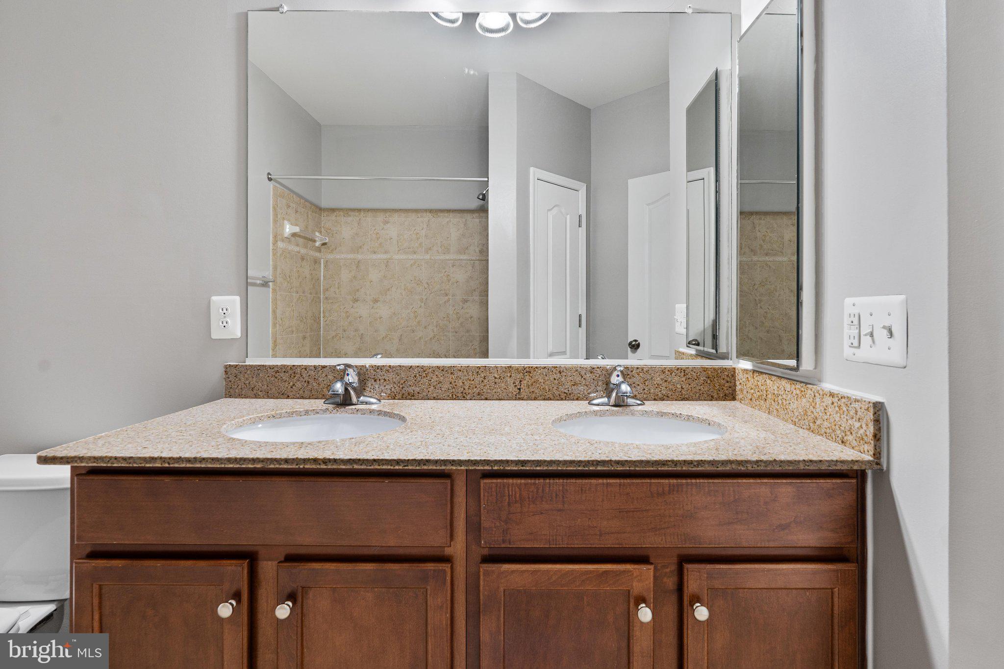 MERCER PARK CONDOMINIUM - Residential