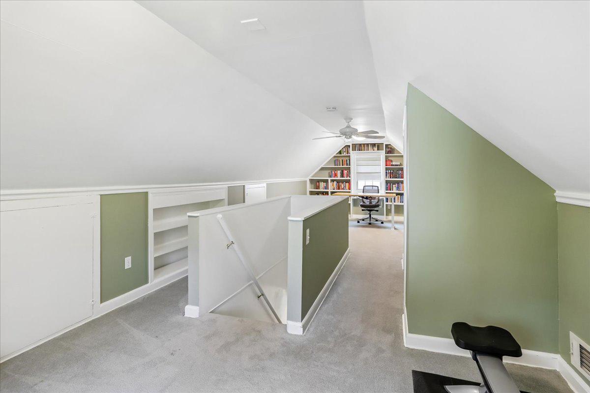 KENSINGTON HEIGHTS - Residential