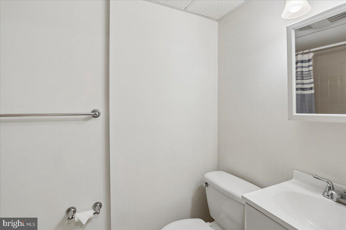 KENSINGTON HEIGHTS - Residential