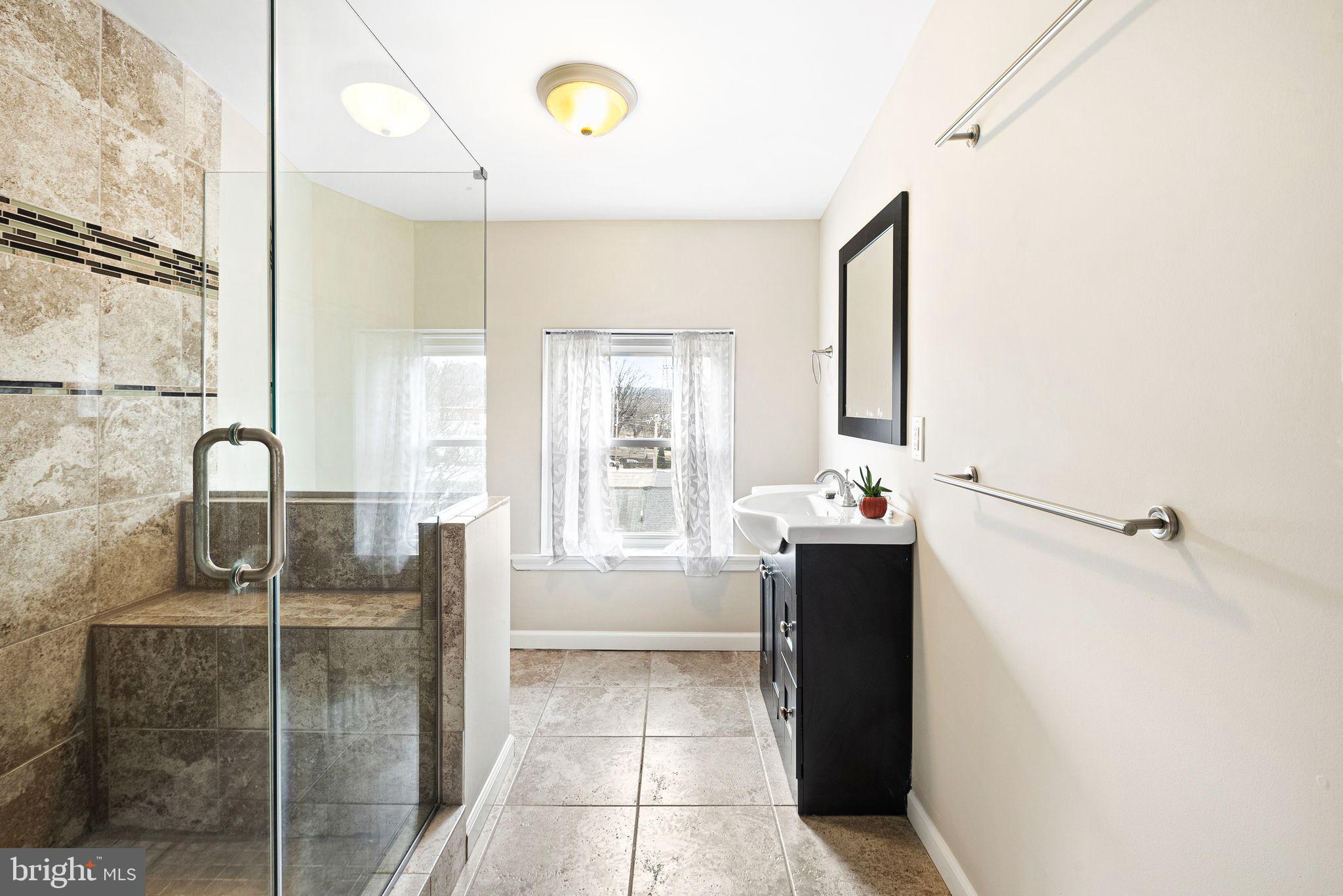 MANAYUNK - Residential