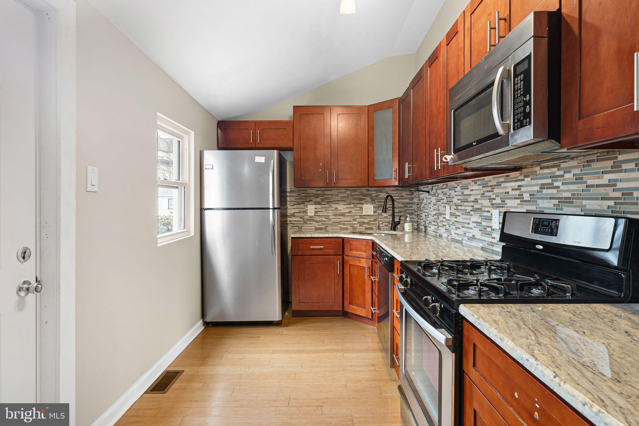 MANAYUNK - Residential