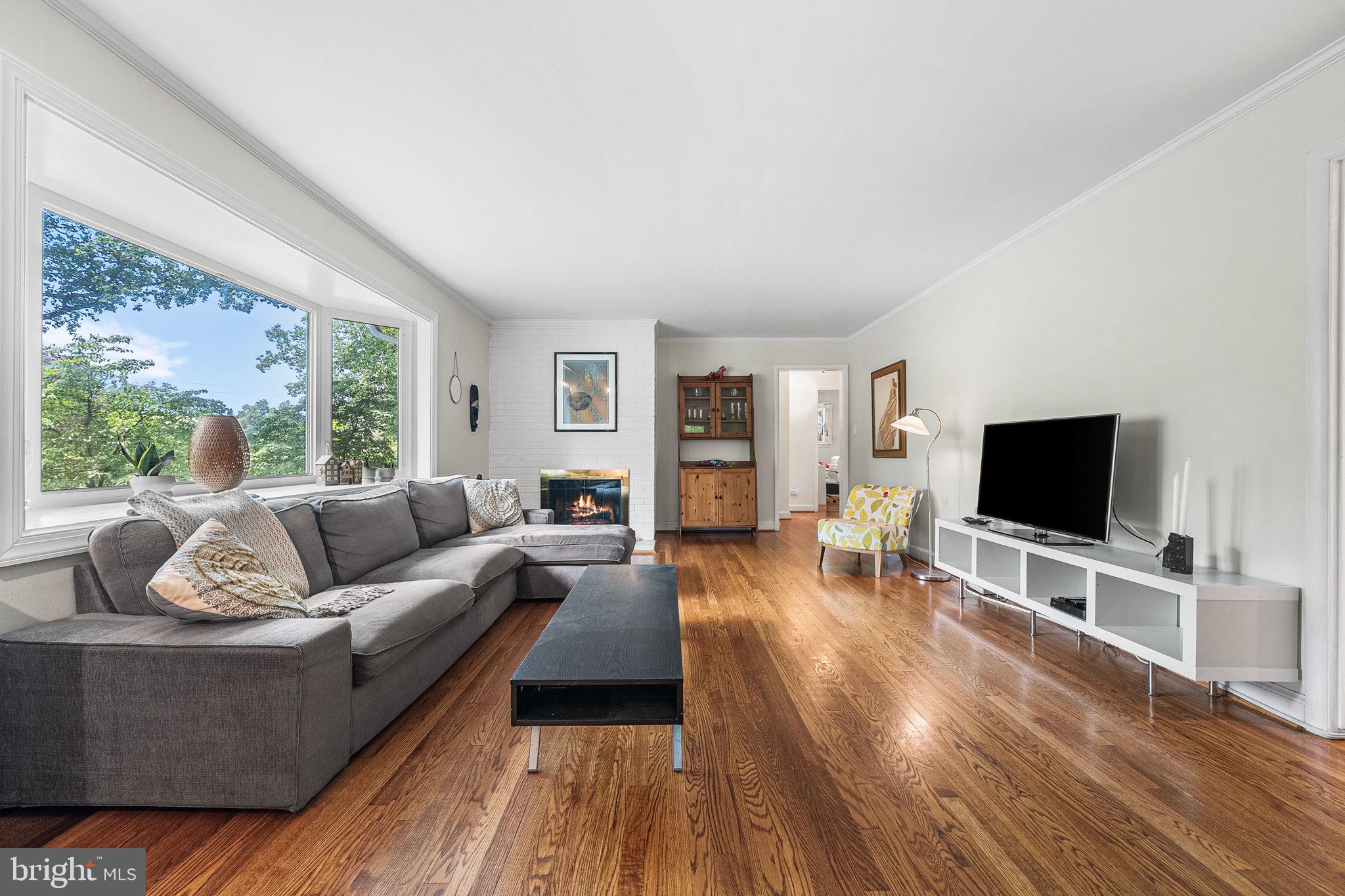 RAVENWOOD PARK - Residential